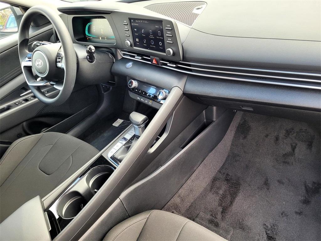 new 2025 Hyundai ELANTRA HEV car, priced at $23,139