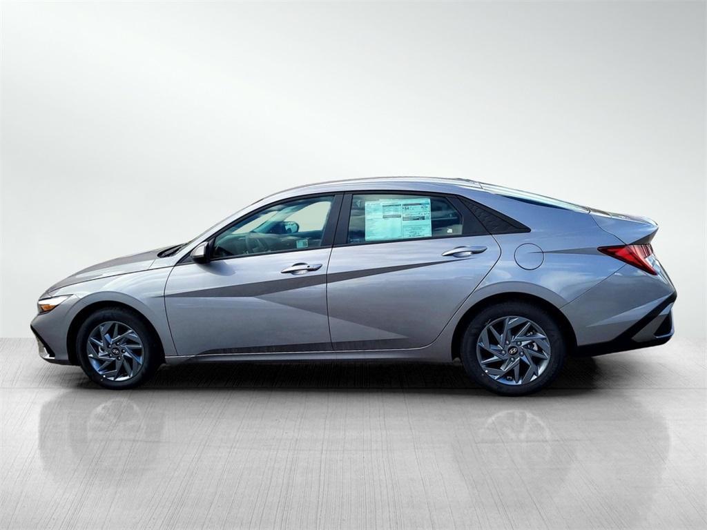 new 2025 Hyundai ELANTRA HEV car, priced at $23,139