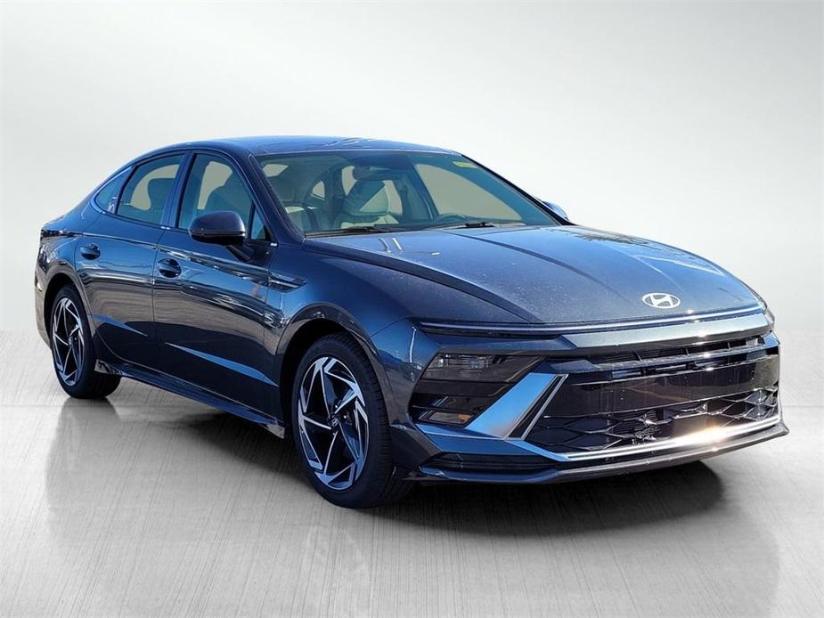 new 2024 Hyundai Sonata car, priced at $30,615