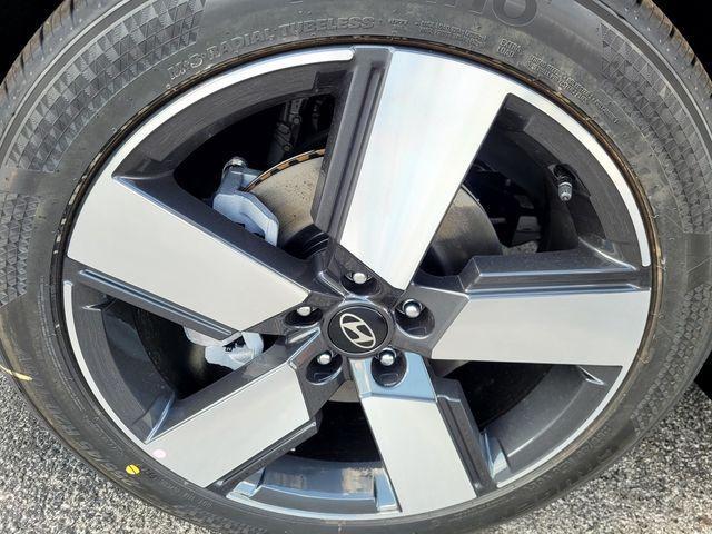 new 2026 Hyundai SANTA FE HEV car, priced at $44,625