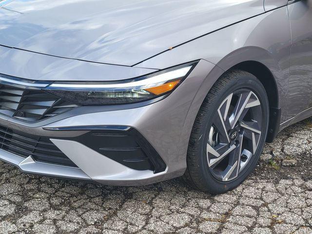 new 2025 Hyundai ELANTRA HEV car, priced at $28,507