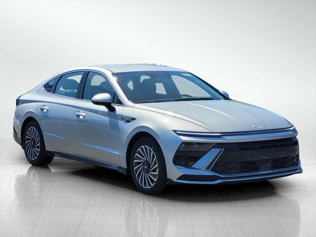 new 2024 Hyundai Sonata Hybrid car, priced at $30,485