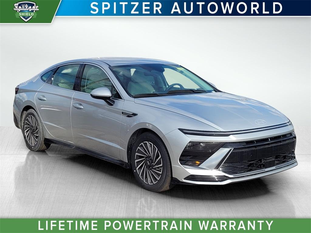 new 2025 Hyundai Sonata Hybrid car, priced at $31,496