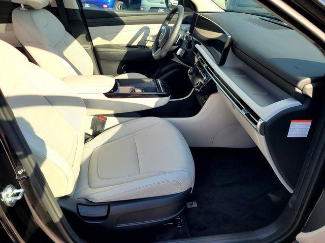 new 2025 Hyundai TUCSON Hybrid car, priced at $34,438