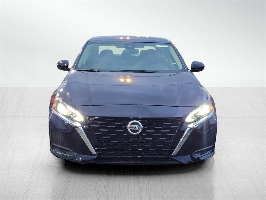 used 2023 Nissan Altima car, priced at $21,400