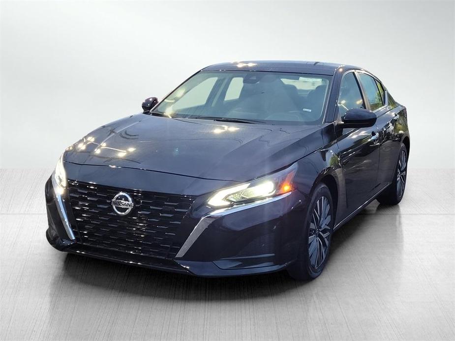 used 2023 Nissan Altima car, priced at $21,400