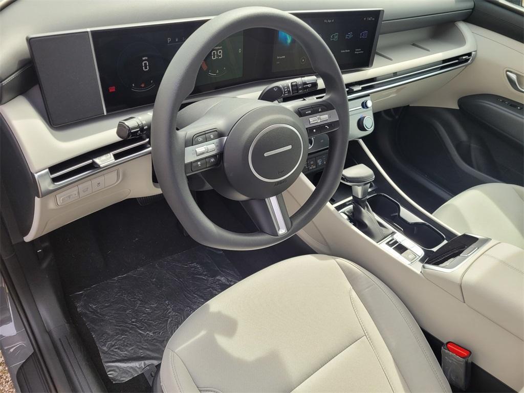 new 2025 Hyundai Tucson car, priced at $30,943