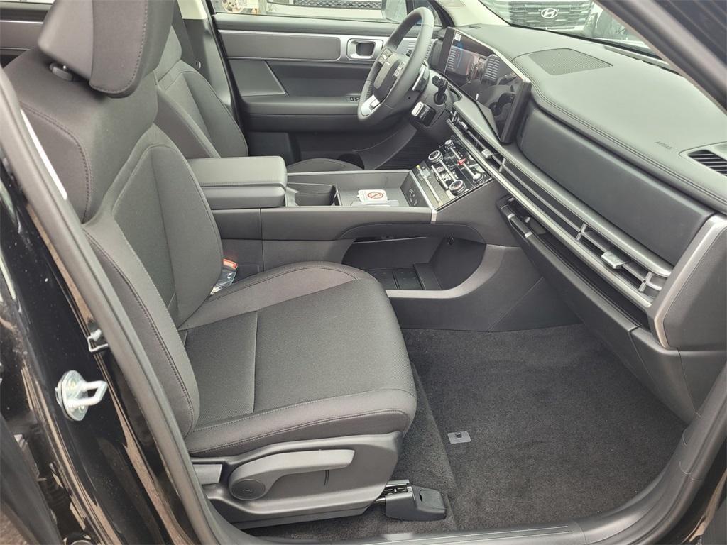 new 2025 Hyundai Santa Fe car, priced at $33,906