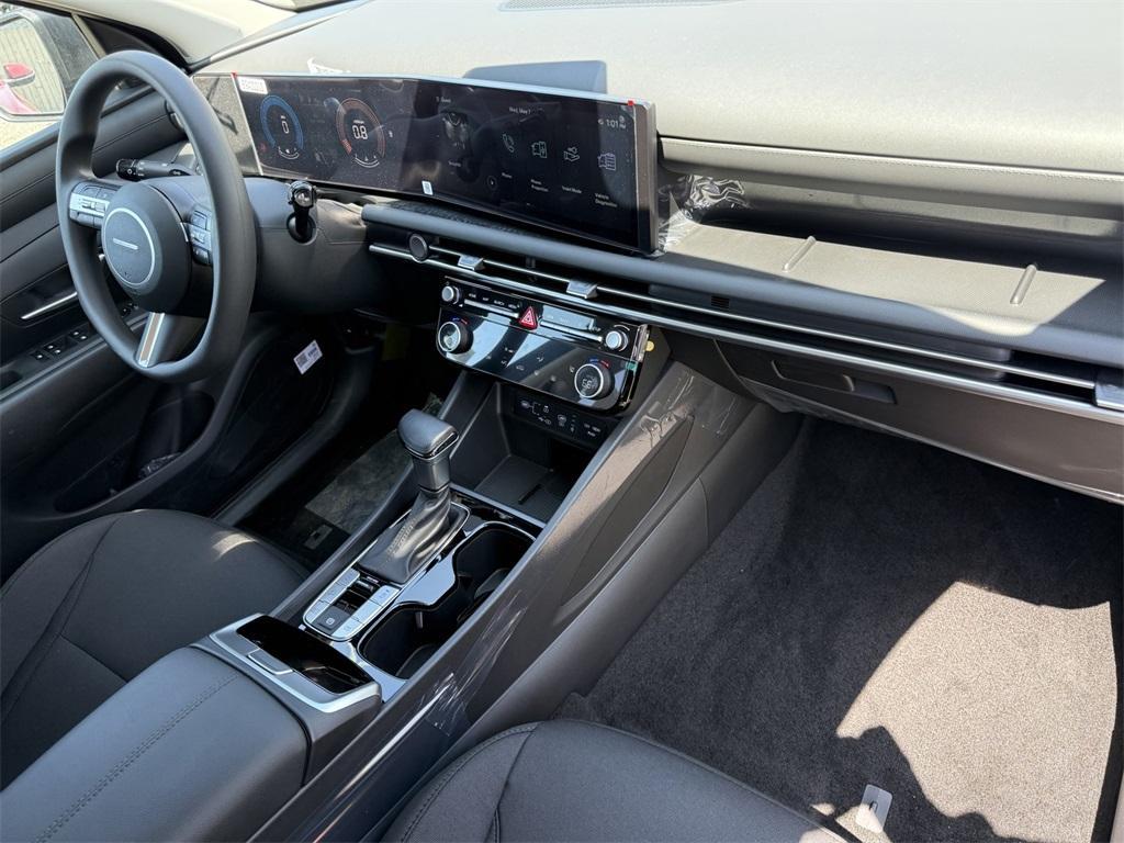 new 2025 Hyundai Tucson car, priced at $31,727