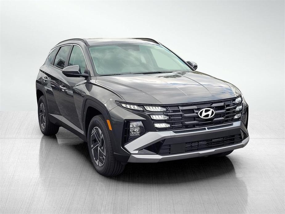 new 2025 Hyundai Tucson Hybrid car, priced at $33,932