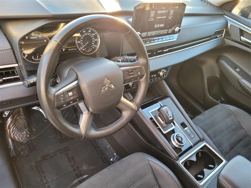 used 2024 Mitsubishi Outlander car, priced at $24,844