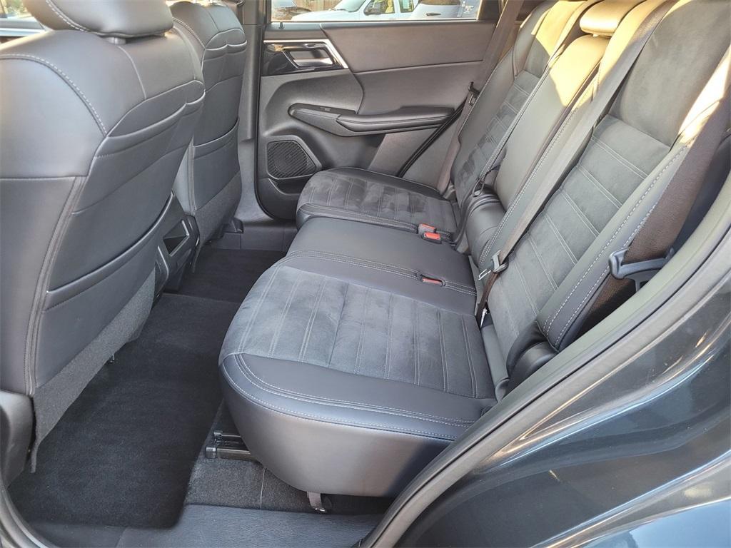 used 2024 Mitsubishi Outlander car, priced at $24,844