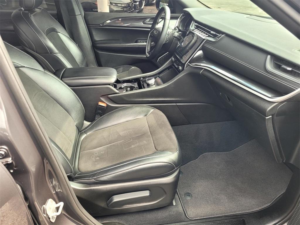 used 2022 Jeep Grand Cherokee car, priced at $25,596