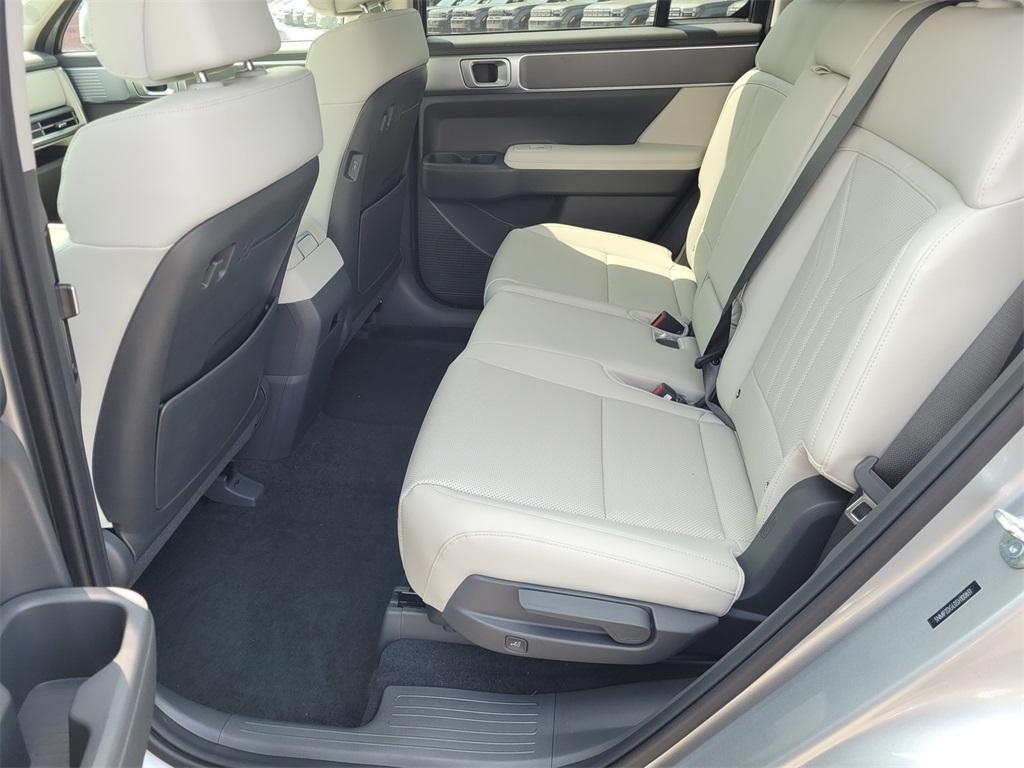 new 2025 Hyundai Santa Fe car, priced at $36,930