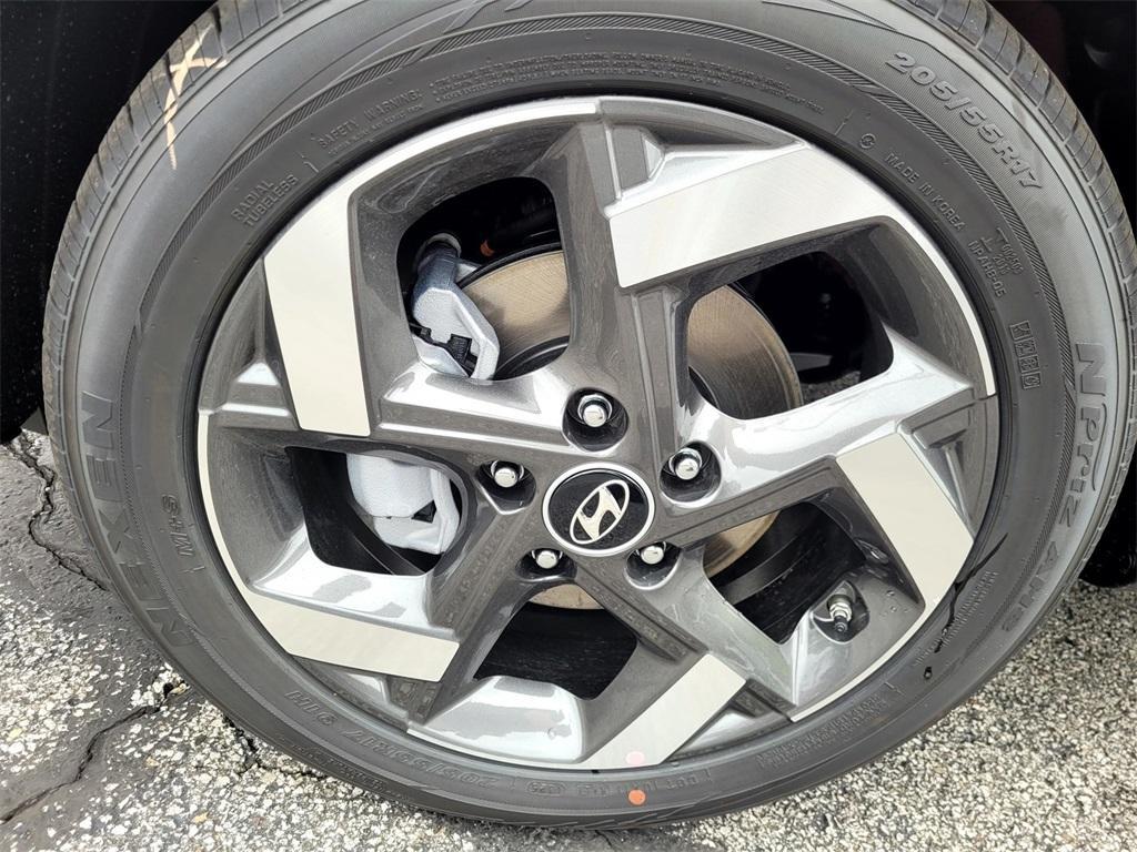 new 2025 Hyundai Venue car, priced at $23,134