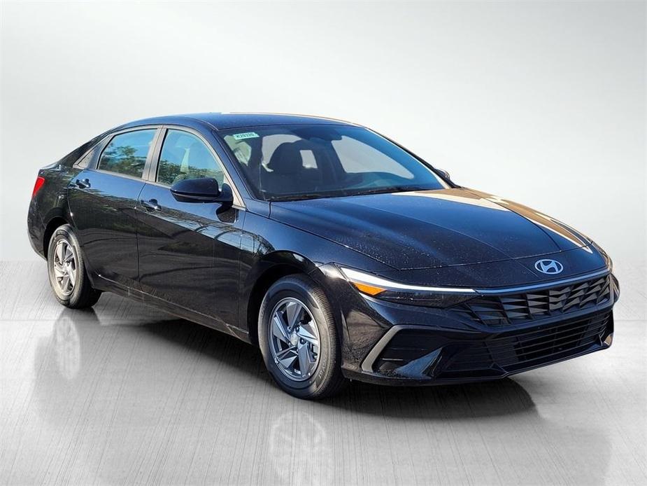new 2024 Hyundai Elantra car, priced at $22,345