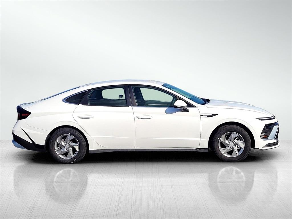 new 2025 Hyundai Sonata car, priced at $25,657