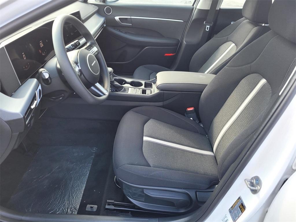 new 2025 Hyundai Sonata car, priced at $25,657