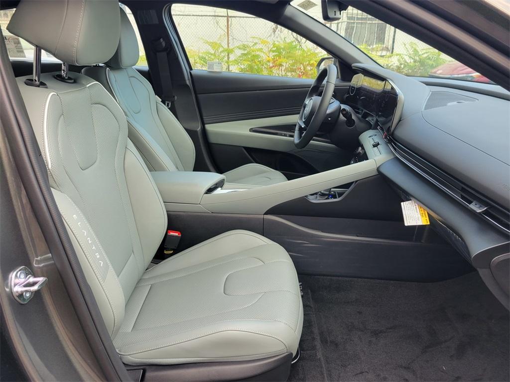 new 2025 Hyundai ELANTRA HEV car, priced at $28,052