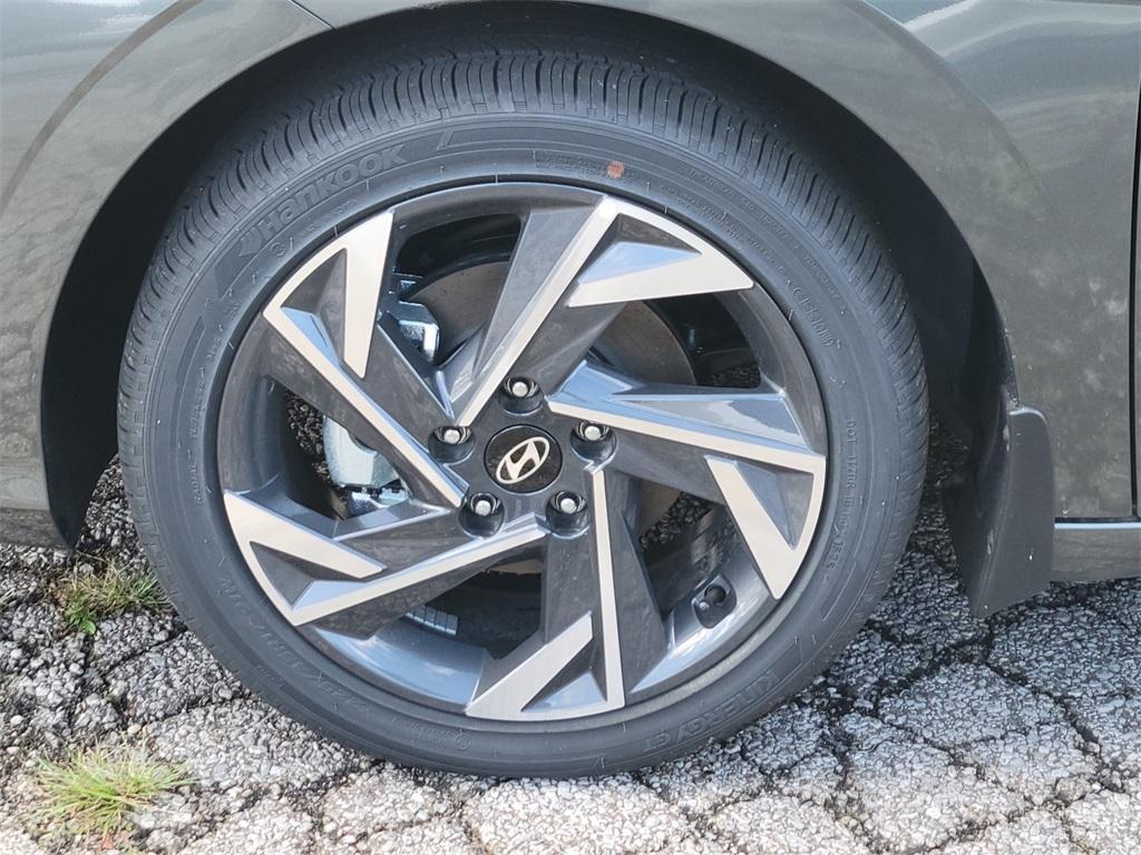 new 2025 Hyundai ELANTRA HEV car, priced at $28,052