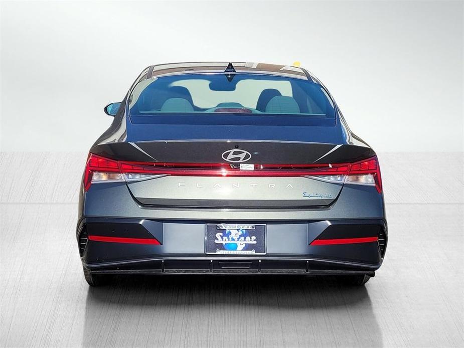 new 2024 Hyundai Elantra car, priced at $25,124