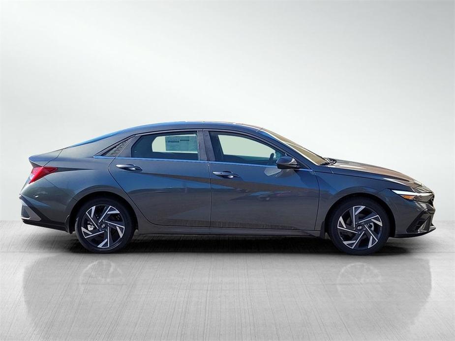 new 2024 Hyundai Elantra car, priced at $25,124