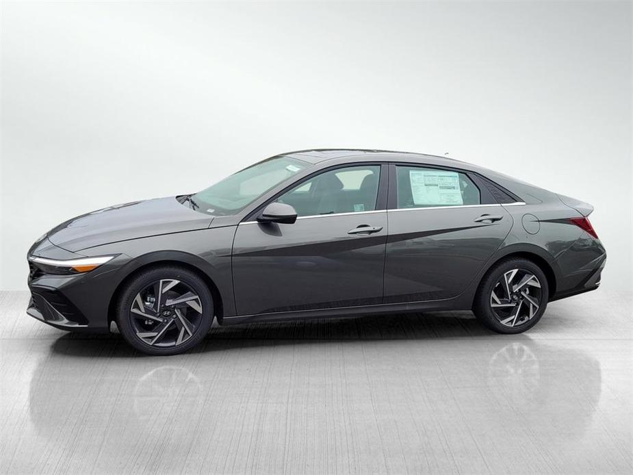 new 2024 Hyundai Elantra car, priced at $25,129