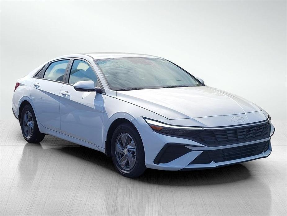 new 2024 Hyundai Elantra car, priced at $22,785