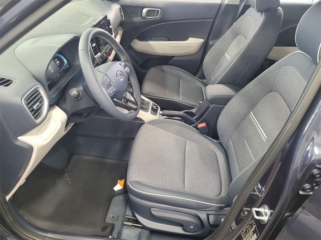 new 2025 Hyundai Venue car, priced at $24,222