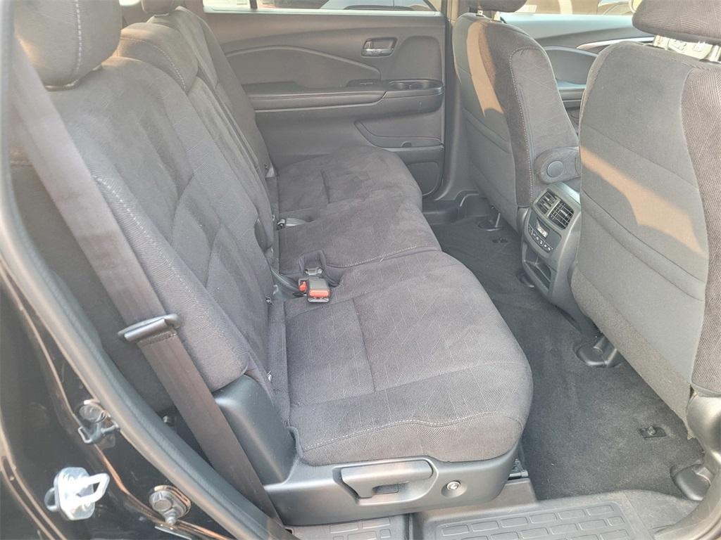 used 2022 Honda Pilot car, priced at $28,985