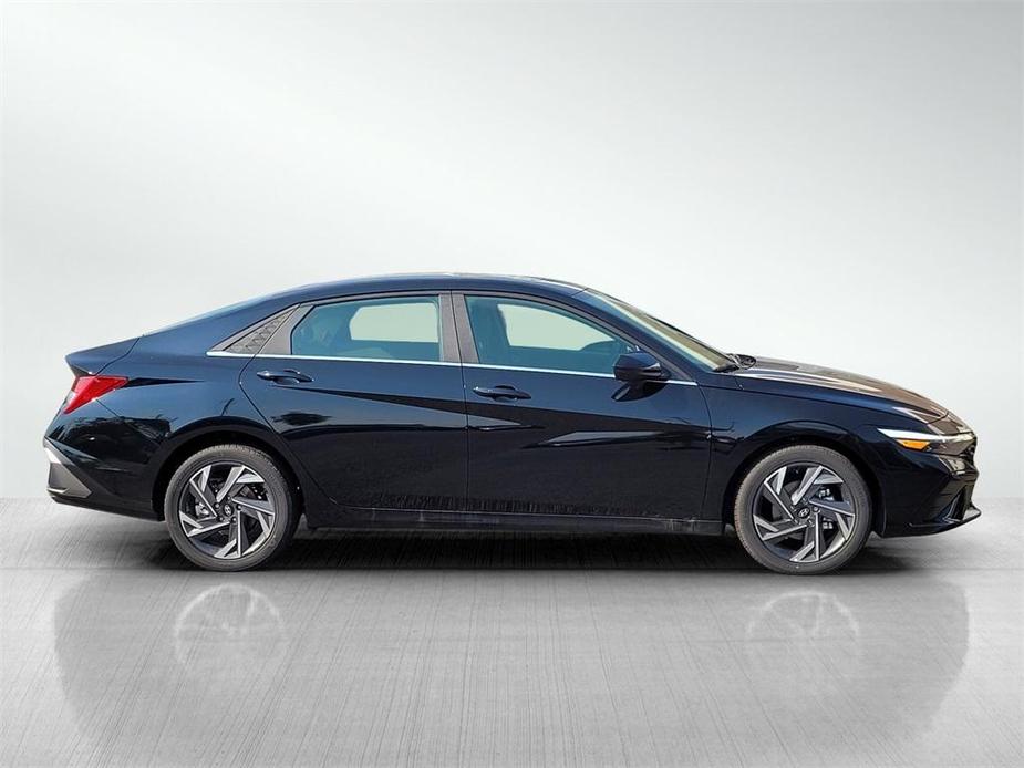 new 2024 Hyundai Elantra car, priced at $25,399