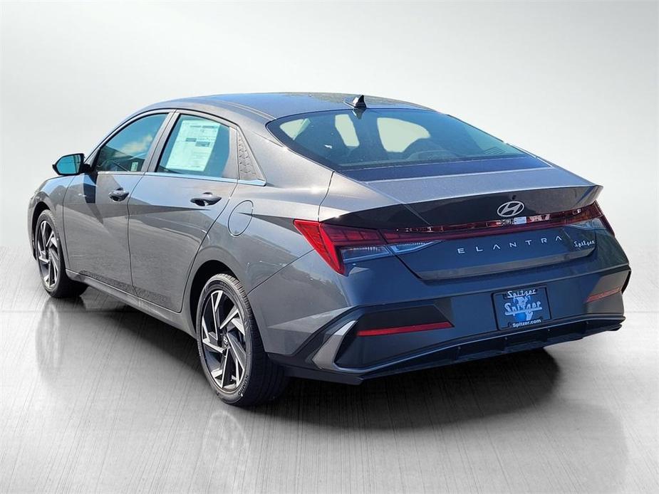 new 2024 Hyundai Elantra car, priced at $25,119