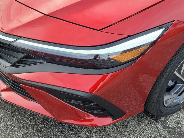 new 2025 Hyundai ELANTRA HEV car, priced at $27,334
