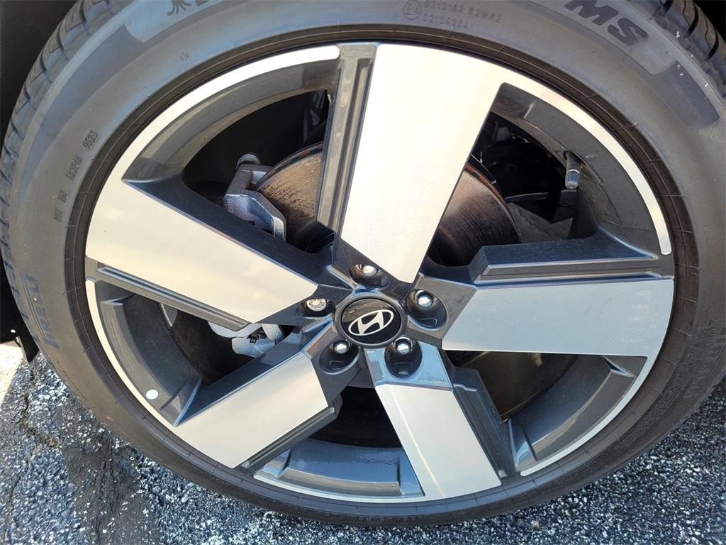 new 2025 Hyundai Santa Fe car, priced at $40,534