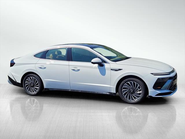 new 2024 Hyundai Sonata Hybrid car, priced at $37,079