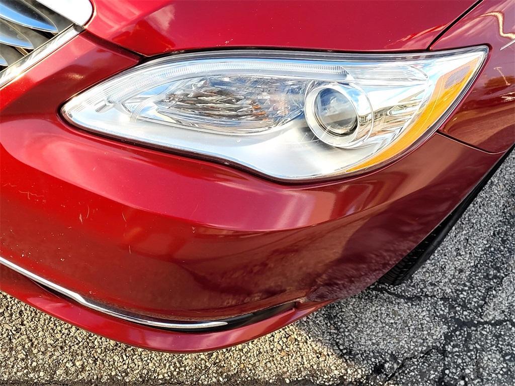 used 2014 Chrysler 200 car, priced at $9,995