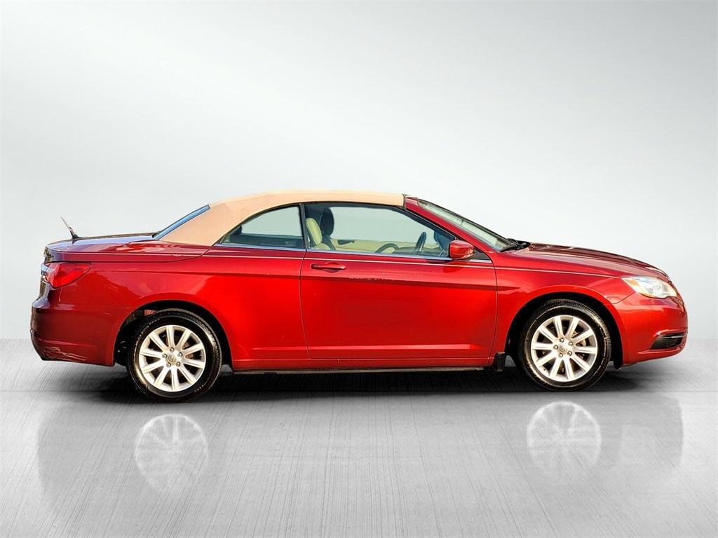 used 2014 Chrysler 200 car, priced at $9,995
