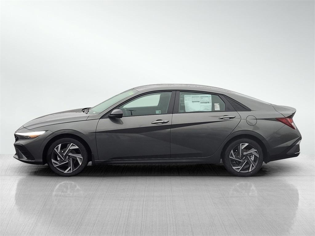 new 2025 Hyundai Elantra car, priced at $22,128