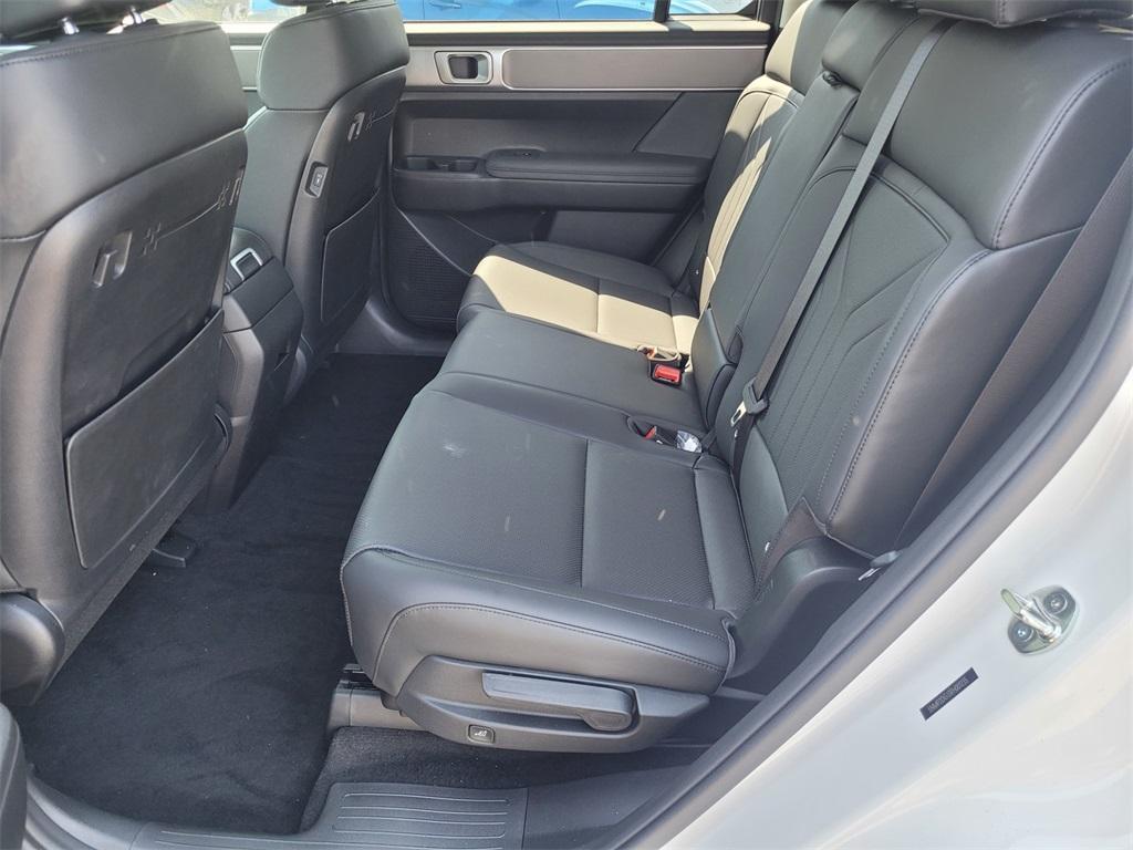 used 2024 Hyundai SANTA FE HEV car, priced at $39,027