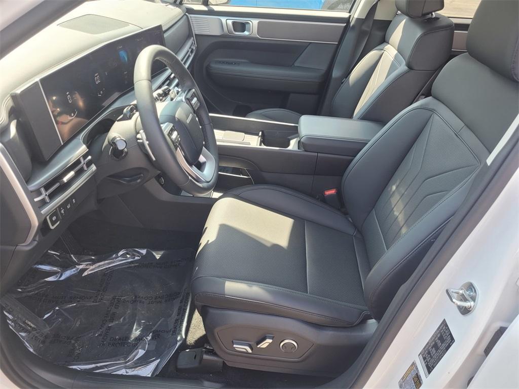 used 2024 Hyundai SANTA FE HEV car, priced at $39,027