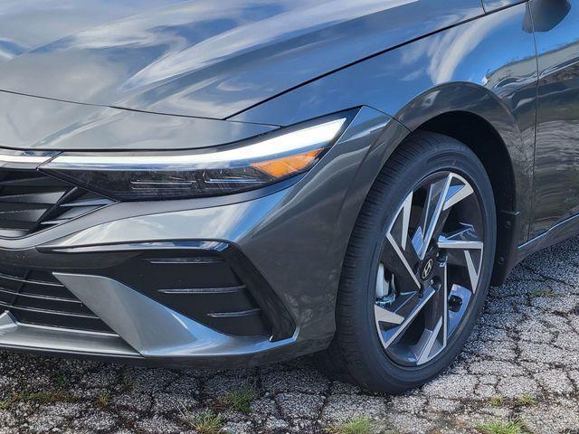 new 2025 Hyundai ELANTRA HEV car, priced at $25,471