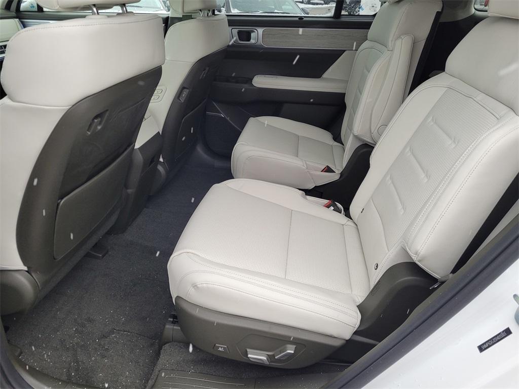 new 2025 Hyundai SANTA FE HEV car, priced at $50,664