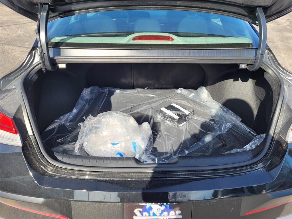 new 2025 Hyundai Elantra car, priced at $25,291