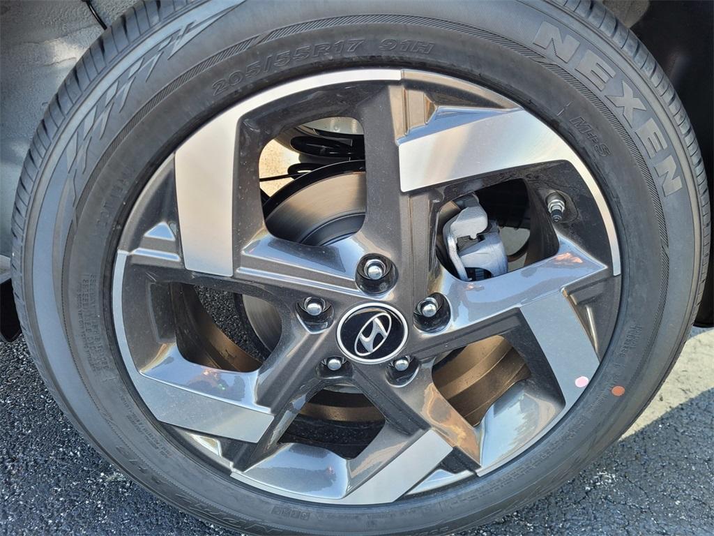 new 2025 Hyundai Venue car, priced at $22,664