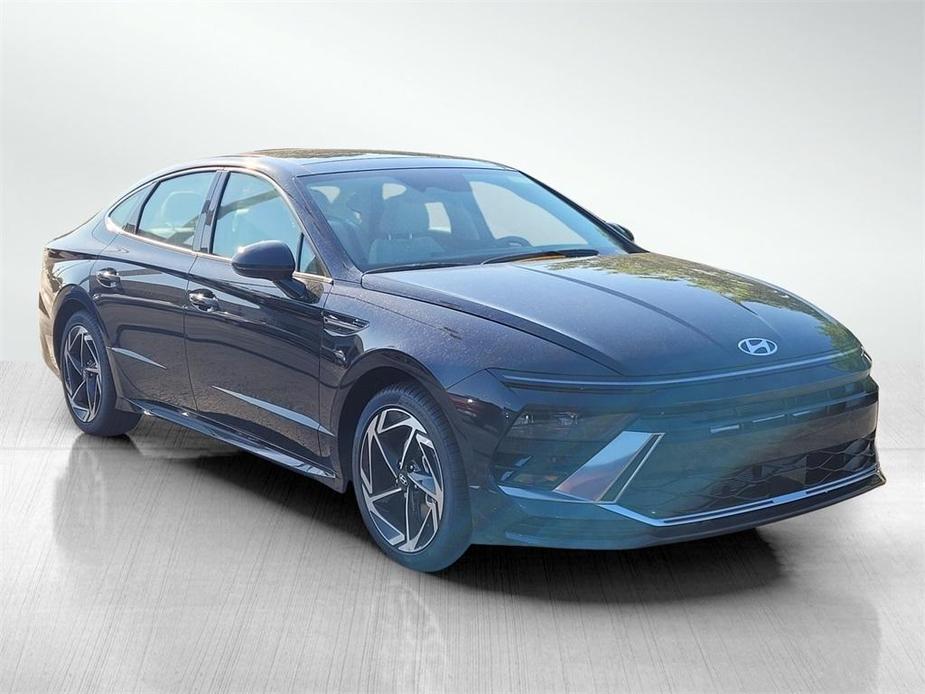 new 2024 Hyundai Sonata car, priced at $30,780