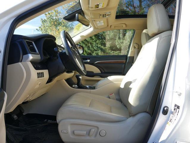 used 2019 Toyota Highlander car, priced at $31,777
