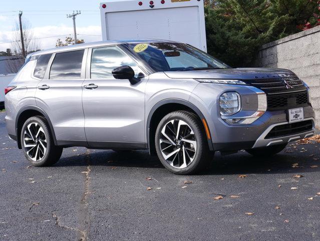 used 2022 Mitsubishi Outlander car, priced at $27,777