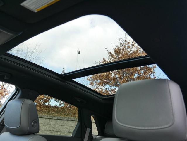 used 2020 Cadillac XT5 car, priced at $32,888