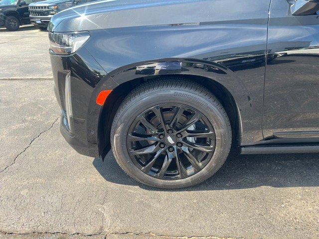 used 2023 Cadillac Escalade ESV car, priced at $70,888