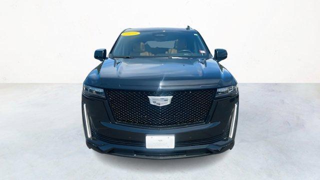used 2023 Cadillac Escalade ESV car, priced at $70,888
